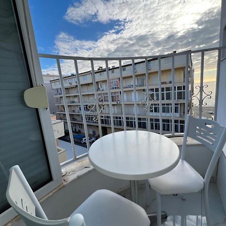 Beach Studio Durres Seaview Екстер'єр фото