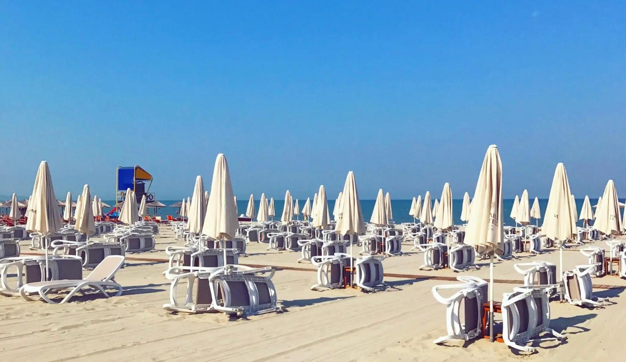 Beach Studio Durres Seaview Екстер'єр фото