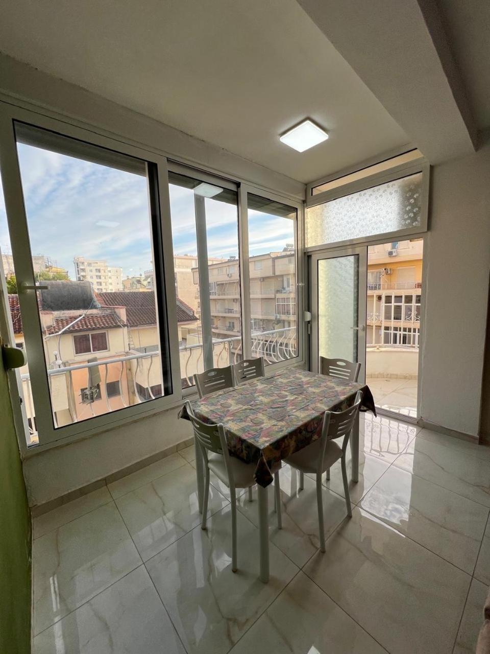 Beach Studio Durres Seaview Екстер'єр фото