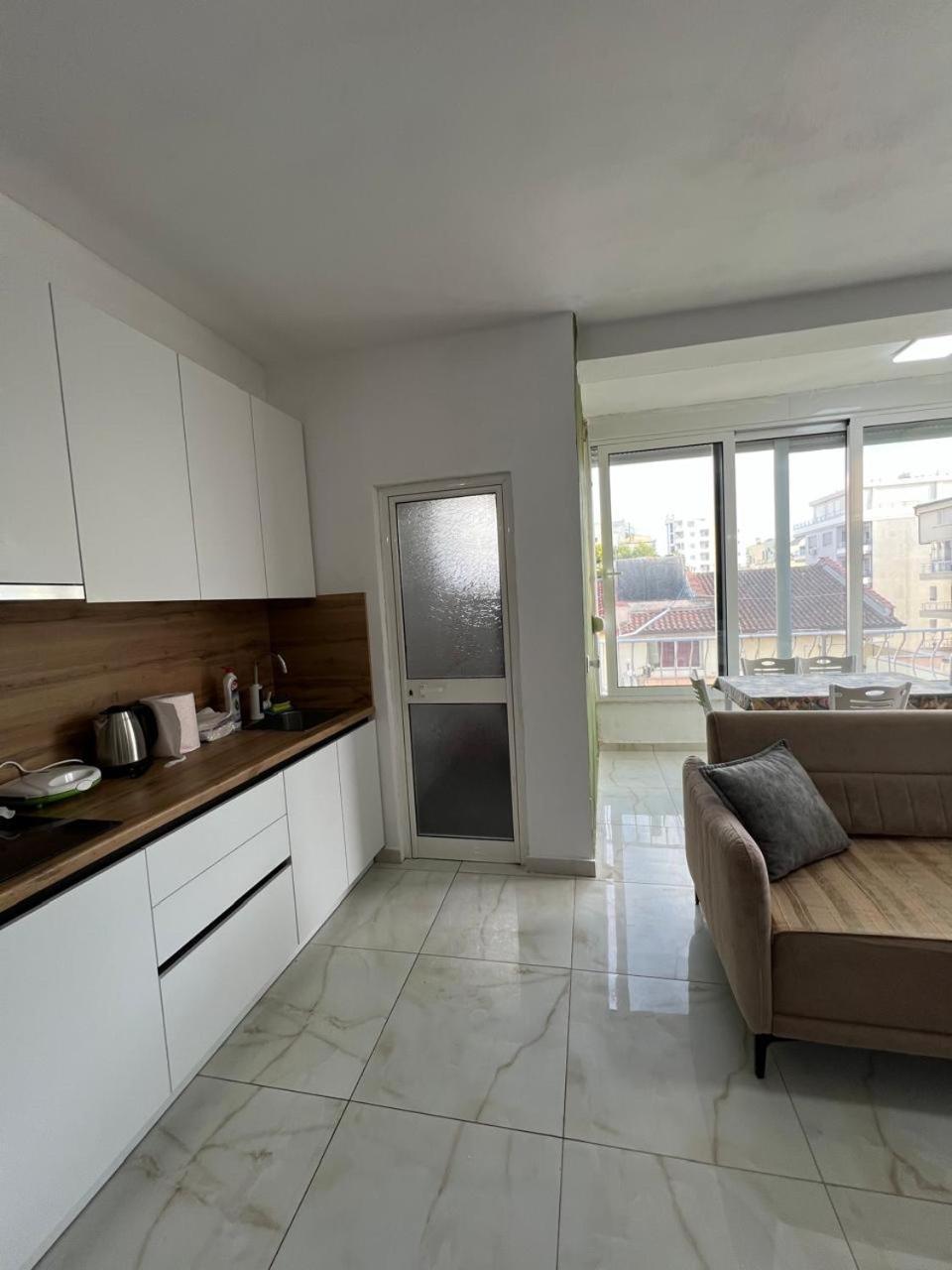 Beach Studio Durres Seaview Екстер'єр фото