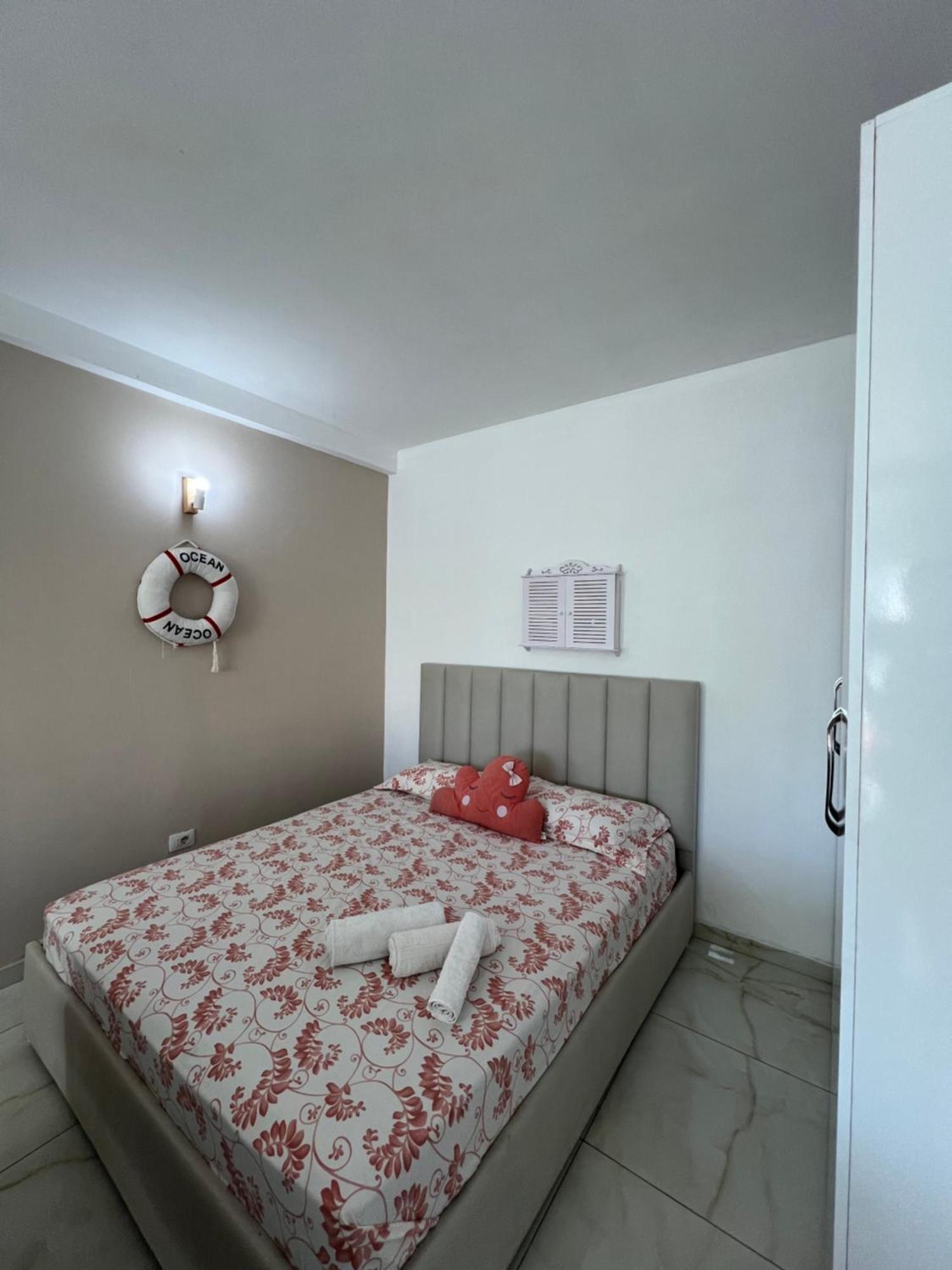 Beach Studio Durres Seaview Екстер'єр фото